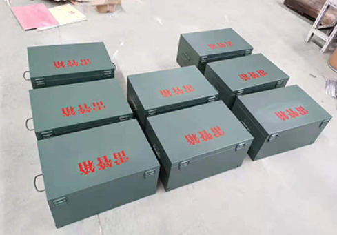 兴海炸药箱和雷管箱一般是怎么存放的？